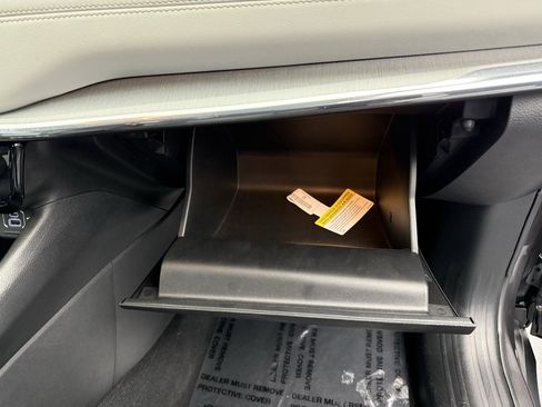 Used 2022 Jeep Compass Limited image 48