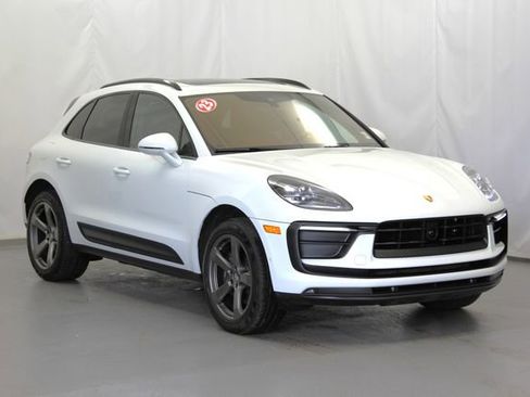 Used 2023 Porsche Macan Turbo AWD/4WD image 1