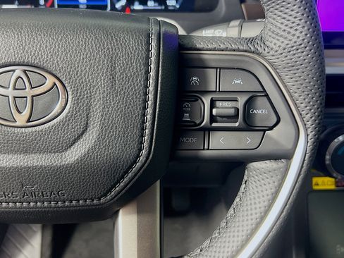 New 2025 Toyota Tacoma TRD Off-Road image 19