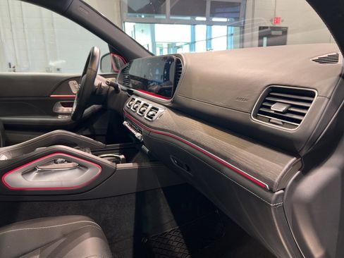 Used 2021 Mercedes-Benz Maybach GLS 600 4MATIC image 52