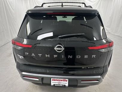 New 2026 Nissan Pathfinder SL