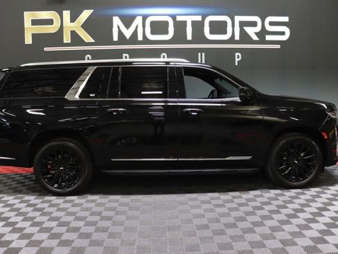 Used 2021 Cadillac Escalade ESV Luxury image 10