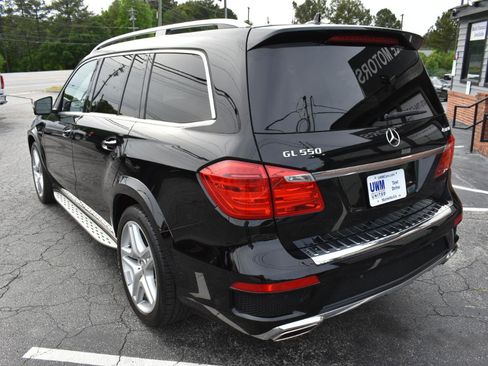 Used 2016 Mercedes-Benz GL 550 4MATIC image 8
