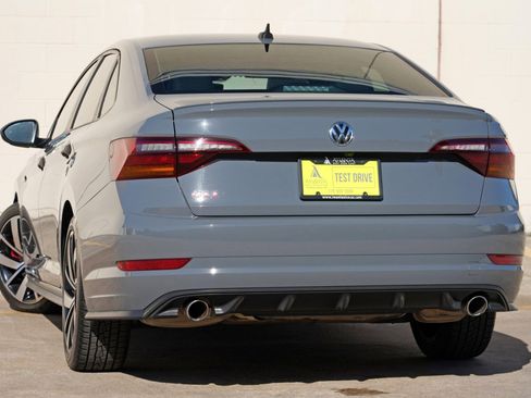 Used 2019 Volkswagen Jetta GLI Autobahn FWD image 5