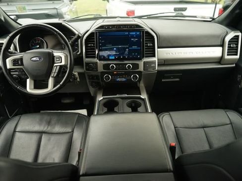 Used 2022 Ford F350 Lariat w/ Black Appearance Package AWD/4WD image 21
