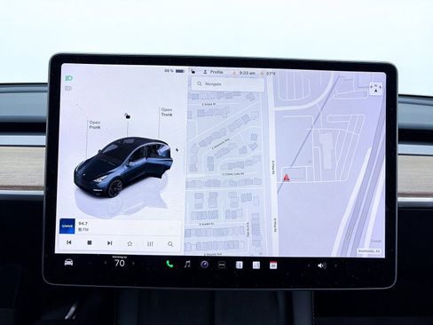 Used 2024 Tesla Model Y Long Range image 6