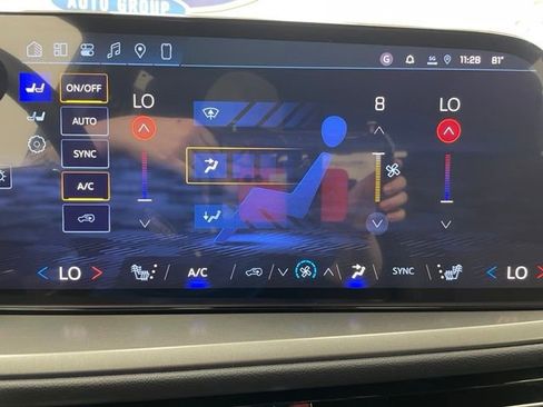 New 2026 Chevrolet Traverse LT w/ Midnight/Sport Edition AWD/4WD image 5