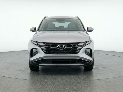 Used 2025 Hyundai Tucson SEL FWD image 2