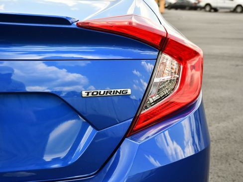 Used 2018 Honda Civic Touring image 33