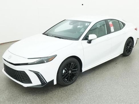 New 2026 Toyota Camry SE image 23