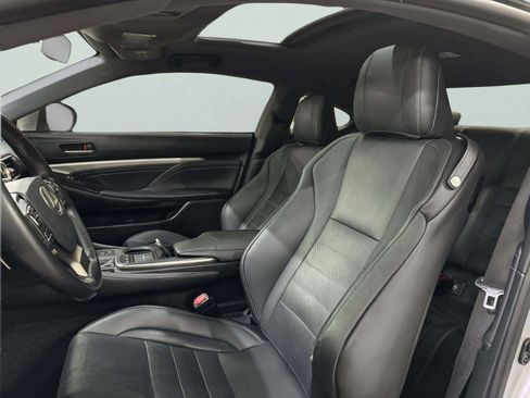 Used 2015 Lexus RC 350 w/ Luxury Package RWD image 19