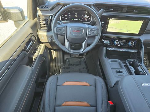 New 2026 GMC Sierra 2500 AT4 w/ AT4 Premium Plus Package AWD/4WD image 32