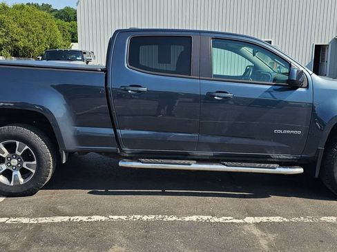Used 2019 Chevrolet Colorado Z71 AWD/4WD image 8