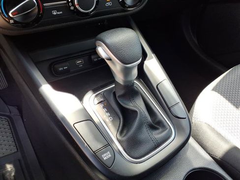 Used 2024 Kia Soul LX w/ Option Group 015 FWD image 19