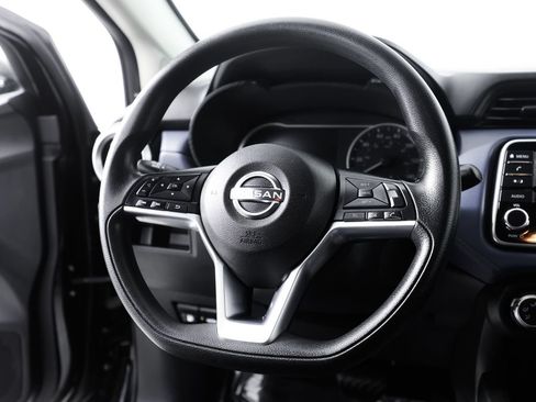 Used 2023 Nissan Versa SV FWD image 19