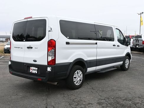 Used 2023 Ford Transit 350 XLT RWD image 5