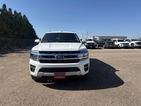 Used 2023 Ford Expedition Max Limited AWD/4WD image 9