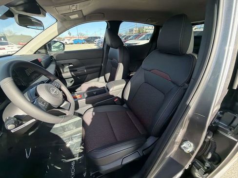 New 2026 Nissan Kicks SR image 11