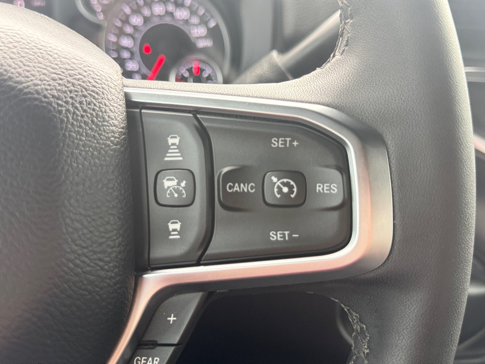 Used 2025 RAM 2500 Big Horn AWD/4WD image 22