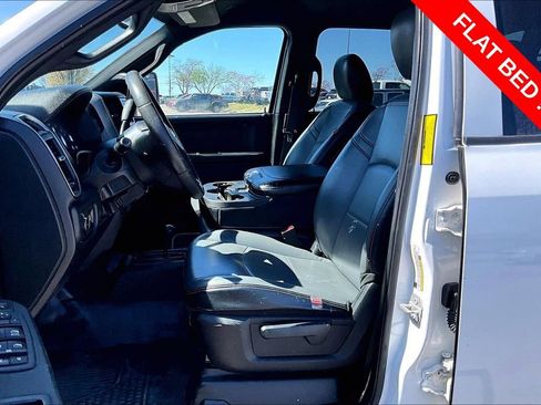 Used 2024 RAM 3500 Tradesman w/ Chrome Appearance Group AWD/4WD image 21