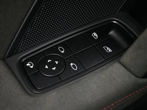 Certified 2022 Porsche 911 Carrera GTS RWD image 17