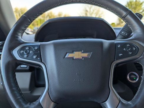 Used 2018 Chevrolet Tahoe LT image 14