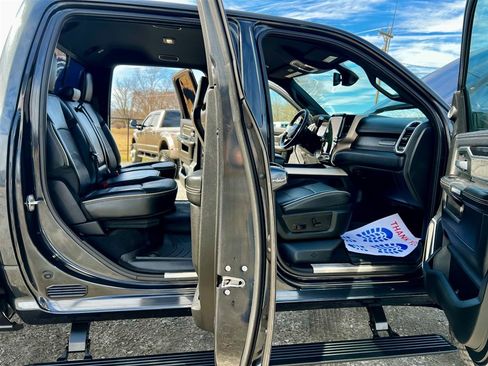 Used 2019 RAM 2500 Laramie image 4
