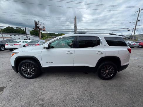 Used 2017 GMC Acadia SLT FWD image 7