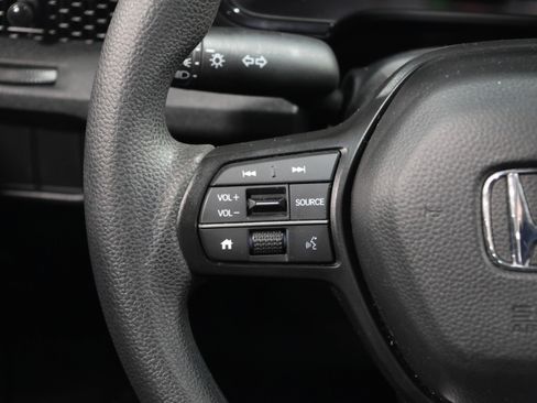 Used 2024 Honda CR-V EX image 17