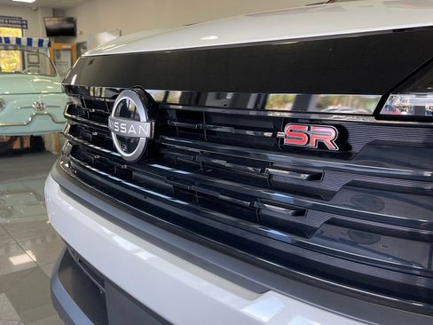 Used 2025 Nissan Kicks SR w/ SR Premium Package image 11