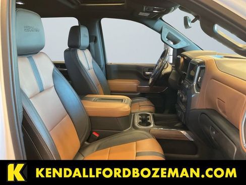 Used 2022 Chevrolet Silverado 3500 High Country w/ Technology Package AWD/4WD image 15