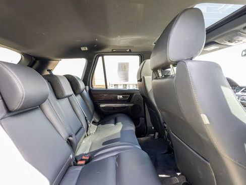 Used 2013 Land Rover Range Rover Sport HSE AWD/4WD image 18