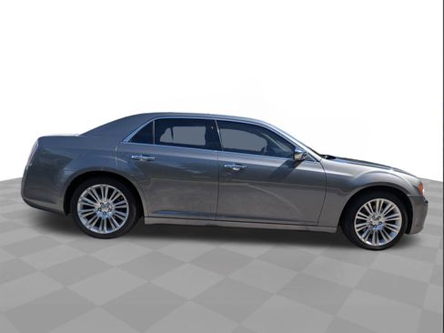Used 2011 Chrysler 300 C w/ Sound Group RWD image 3