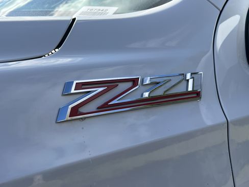 New 2026 Chevrolet Suburban Z71 w/ Comfort Package image 42