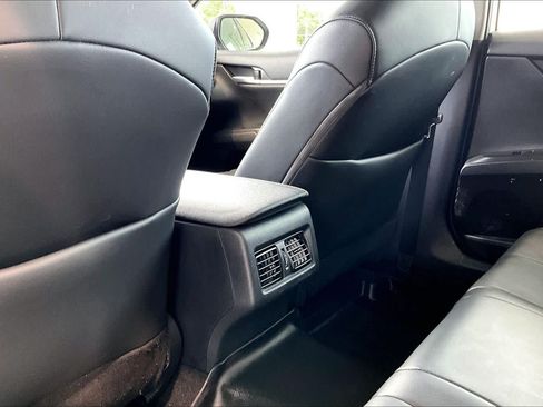 Used 2023 Toyota Camry XSE AWD/4WD image 33