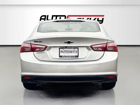 Used 2020 Chevrolet Malibu LT image 6