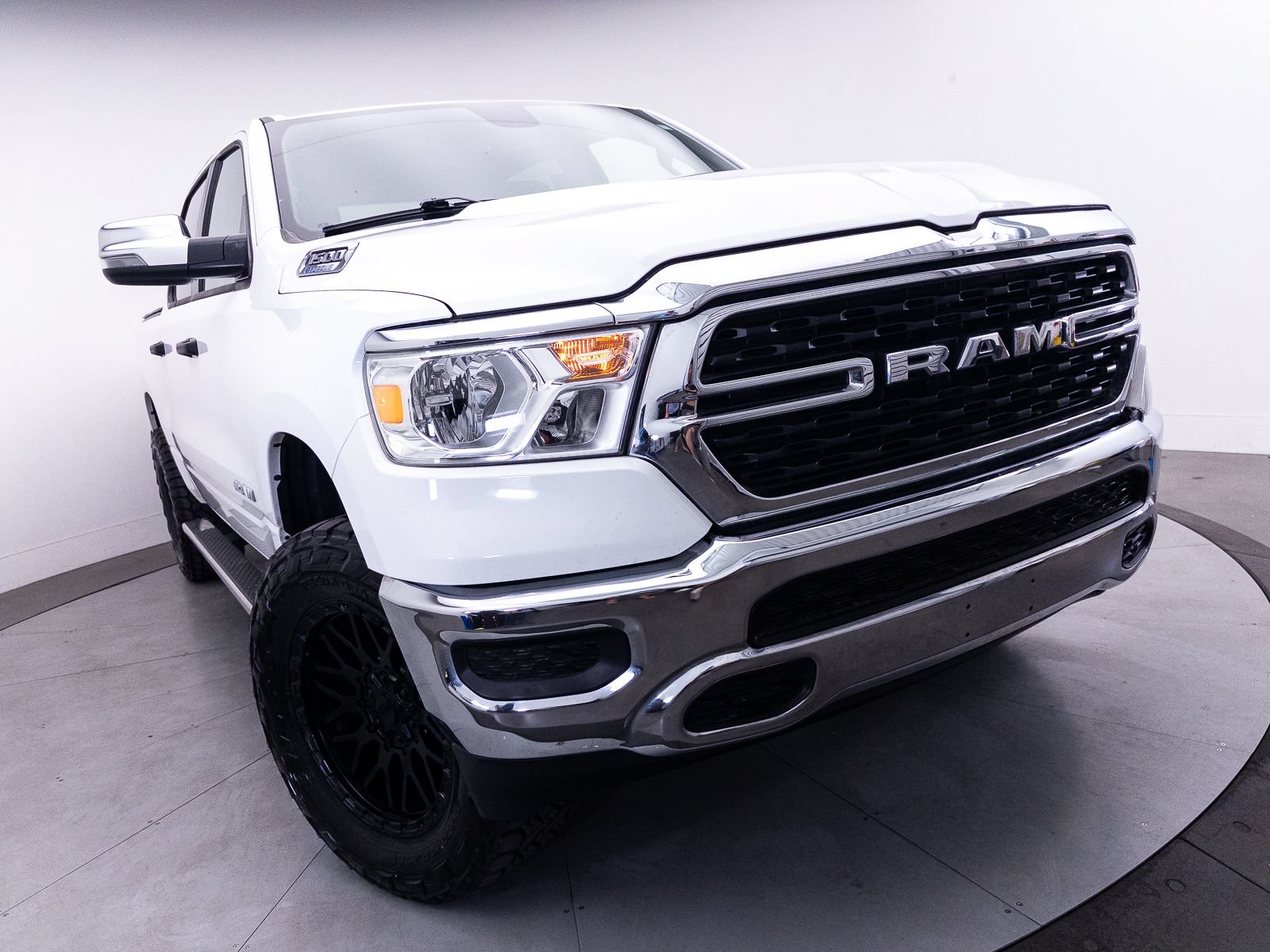 Used 2023 RAM 1500 Big Horn AWD/4WD image 6