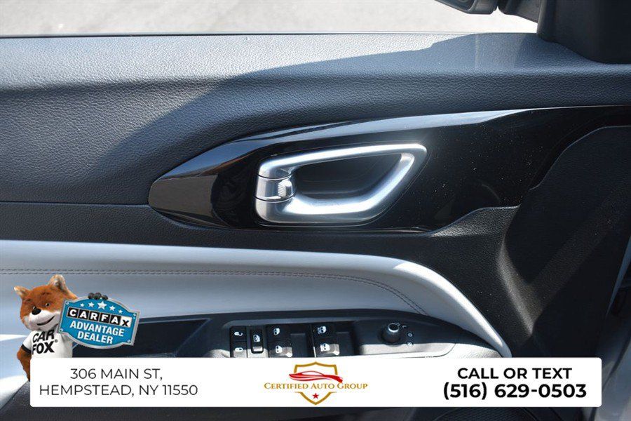 Used 2025 Jeep Compass Limited AWD/4WD image 13