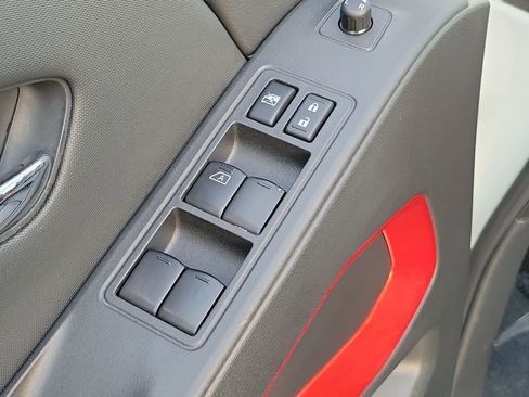 Used 2024 Nissan Frontier Pro-X w/ Technology Package image 23