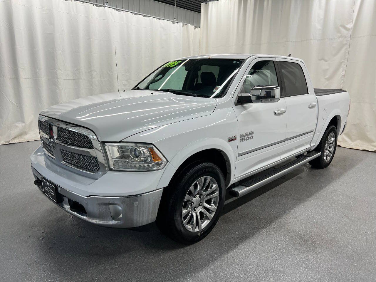 Used 2015 RAM 1500 Limited AWD/4WD image 1