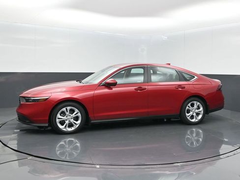 Used 2025 Honda Accord LX image 10