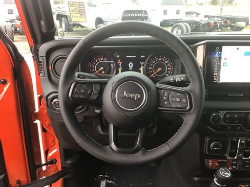 New 2025 Jeep Gladiator Rubicon w/ Safety Group image 13