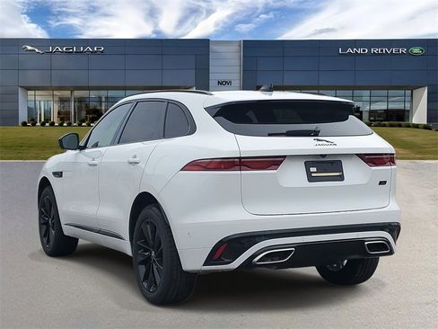 New 2026 Jaguar F-PACE R-Dynamic S image 2
