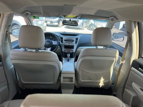 Used 2011 Subaru Outback 2.5i Premium w/ All-Weather Pkg image 11