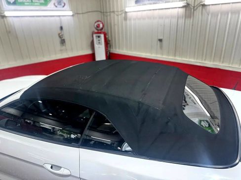 Used 2015 Ford Mustang Premium image 4