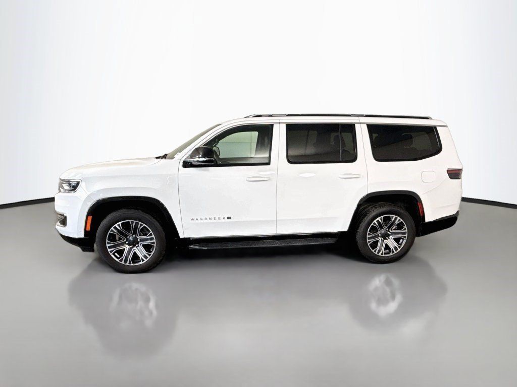 Used 2024 Jeep Wagoneer Series II w/ Flexible Seating Group RWD image 6