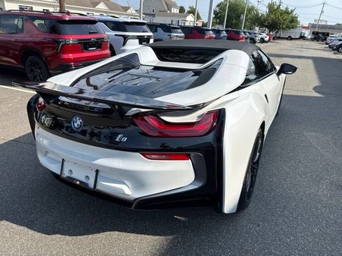 Used 2019 BMW i8 Roadster AWD/4WD image 2