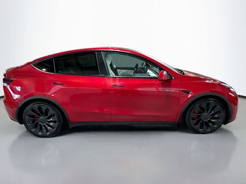 Used 2021 Tesla Model Y Performance image 5
