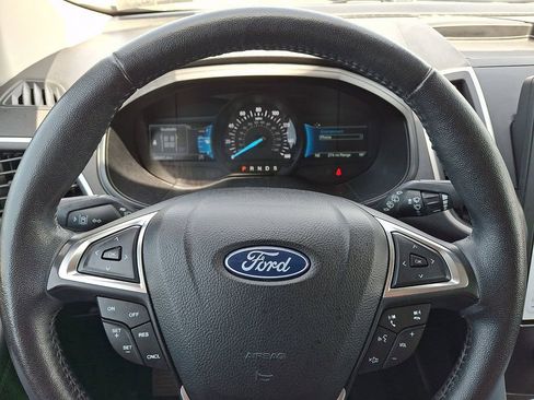 Certified 2022 Ford Edge SEL w/ Convenience Package AWD/4WD image 19