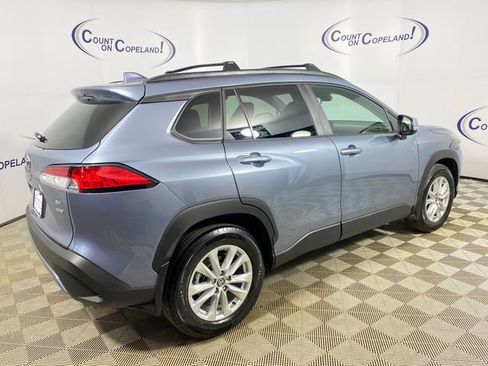 Certified 2024 Toyota Corolla Cross LE image 7